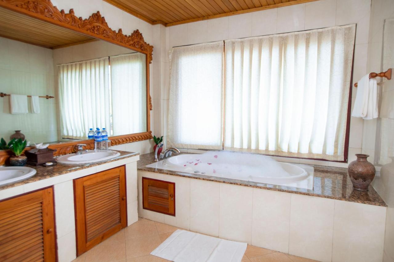 Kma Kaytumadi Hotel Taungoo Kültér fotó