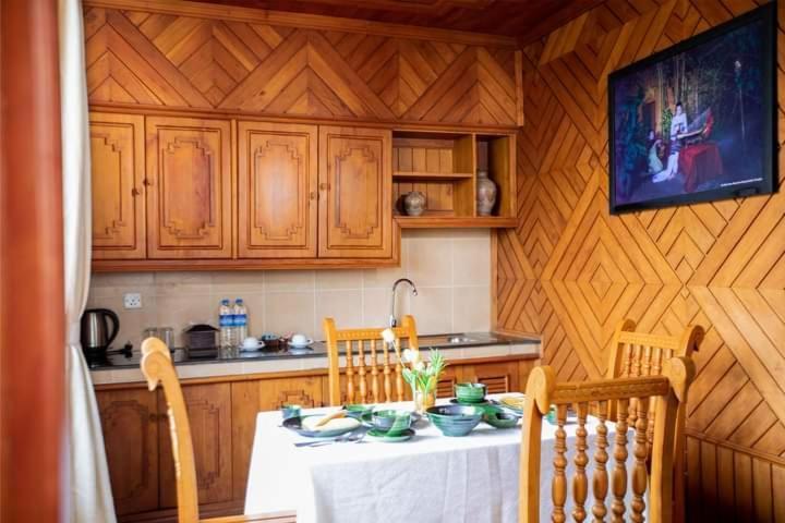Kma Kaytumadi Hotel Taungoo Kültér fotó