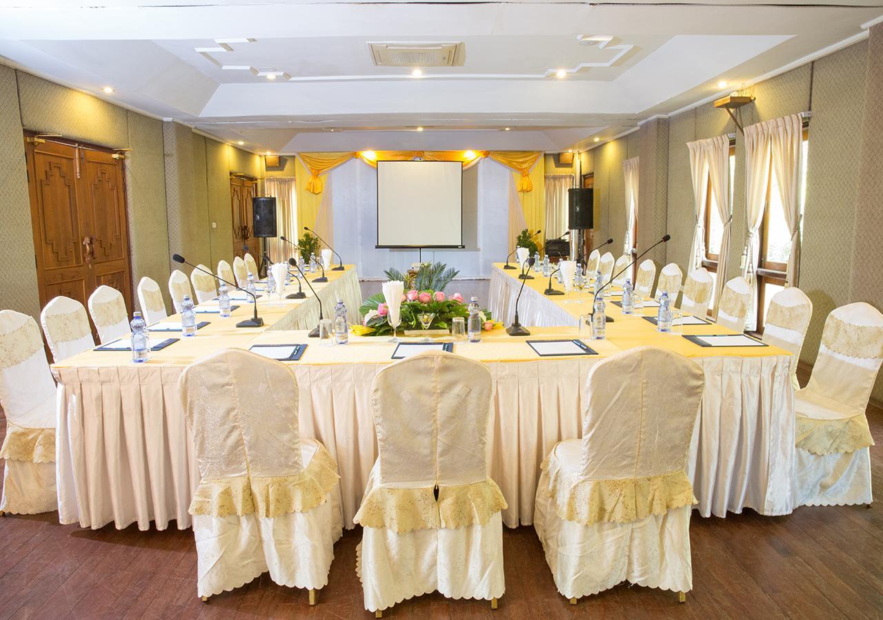 Kma Kaytumadi Hotel Taungoo Kültér fotó