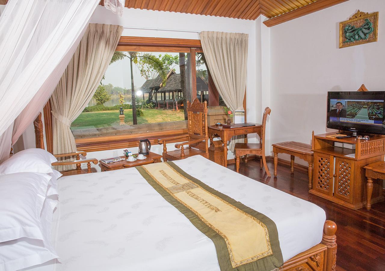 Kma Kaytumadi Hotel Taungoo Kültér fotó