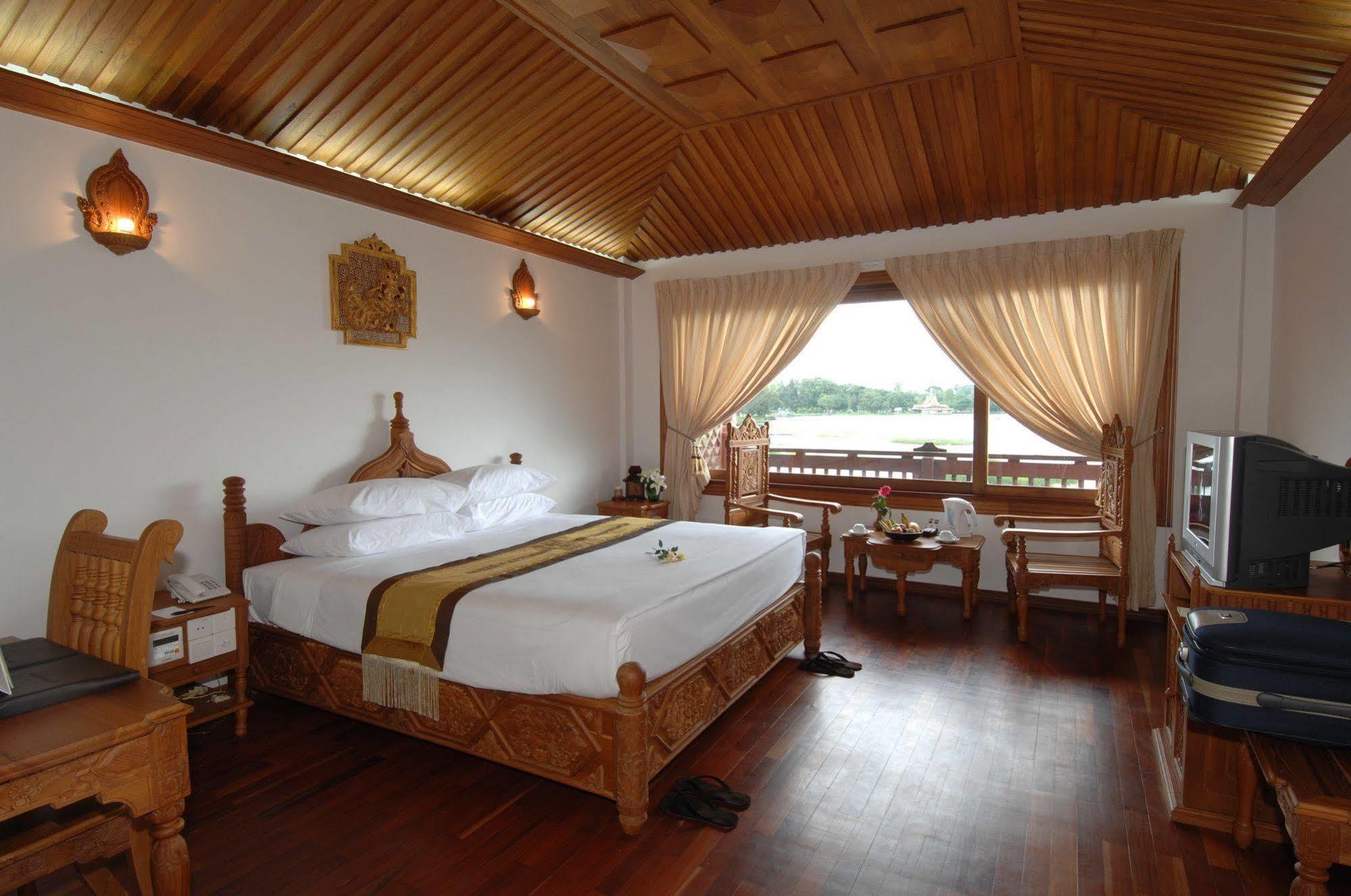 Kma Kaytumadi Hotel Taungoo Kültér fotó