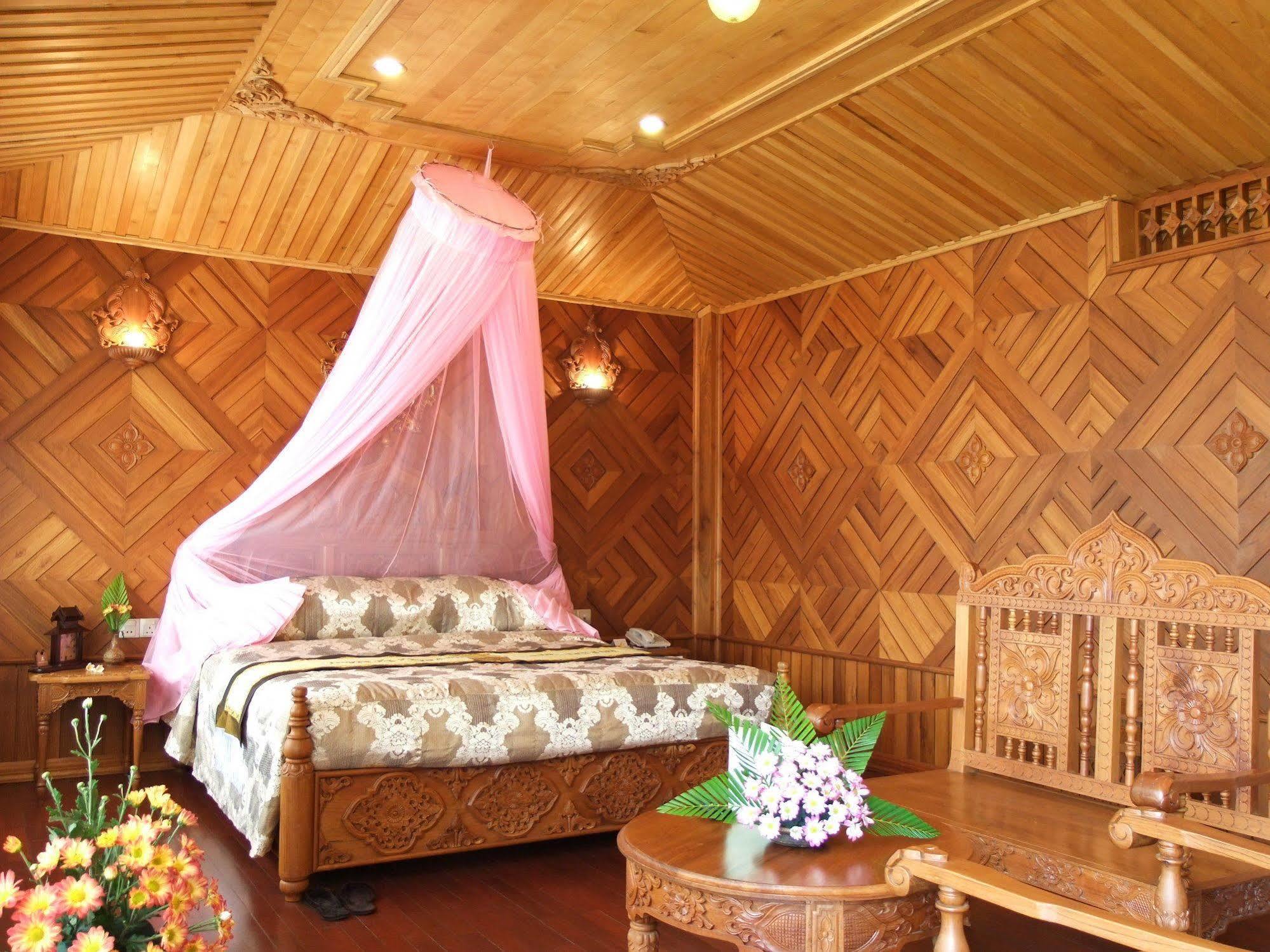 Kma Kaytumadi Hotel Taungoo Kültér fotó