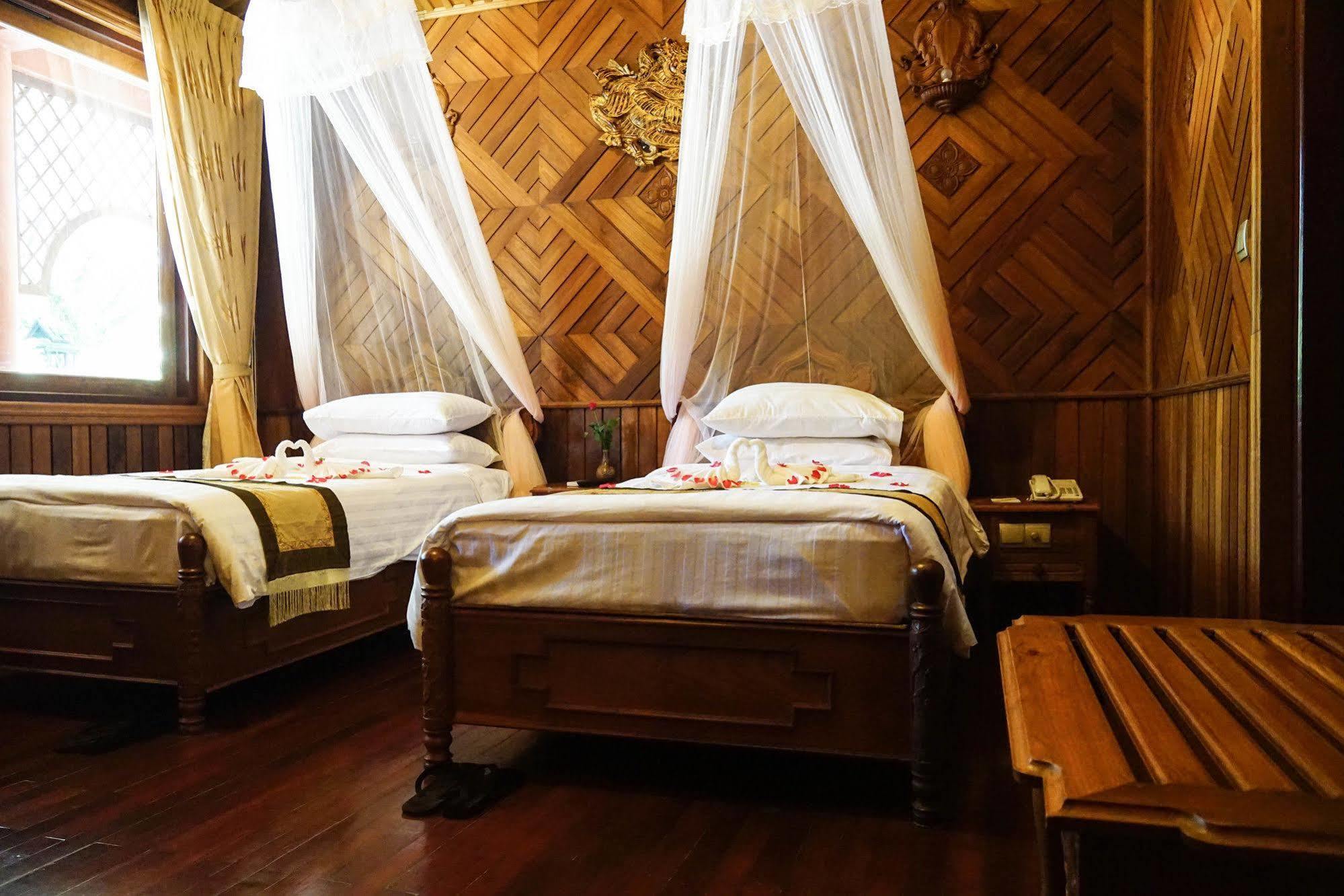 Kma Kaytumadi Hotel Taungoo Kültér fotó